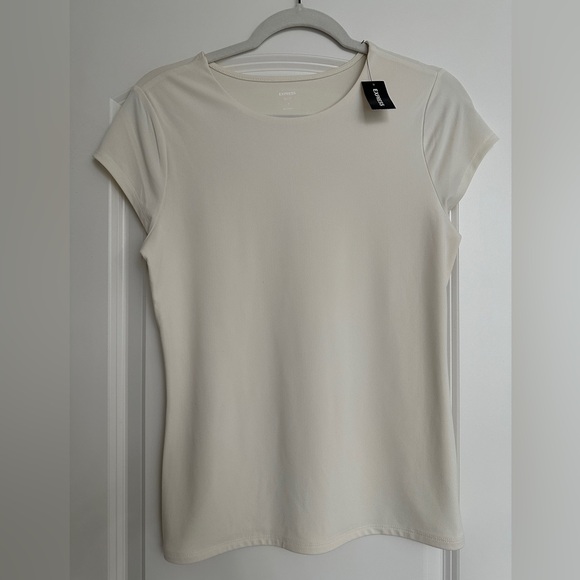 NWT Express Cream Fitted Tee - Picture 3 of 6